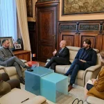 2022 - décembre - Visite du Maire de Cluj-Napoca , M. Emil Boc, accompagné de l’Ambassadeur de Roumanie, Mme Andrea Pastarnac.