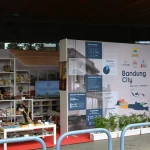 Stand d'artisanat indonésien