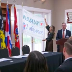 Signature de l'avenant à la convention entre le CODOFIL, l'Université de Louisiane à Lafayette, la Fondation Louisiane, l'Université de Namur, le Commissariat aux Relations Internationales de la Ville de Namur et l'asbl Namur-Lafayette, en 2022 à Lafayette