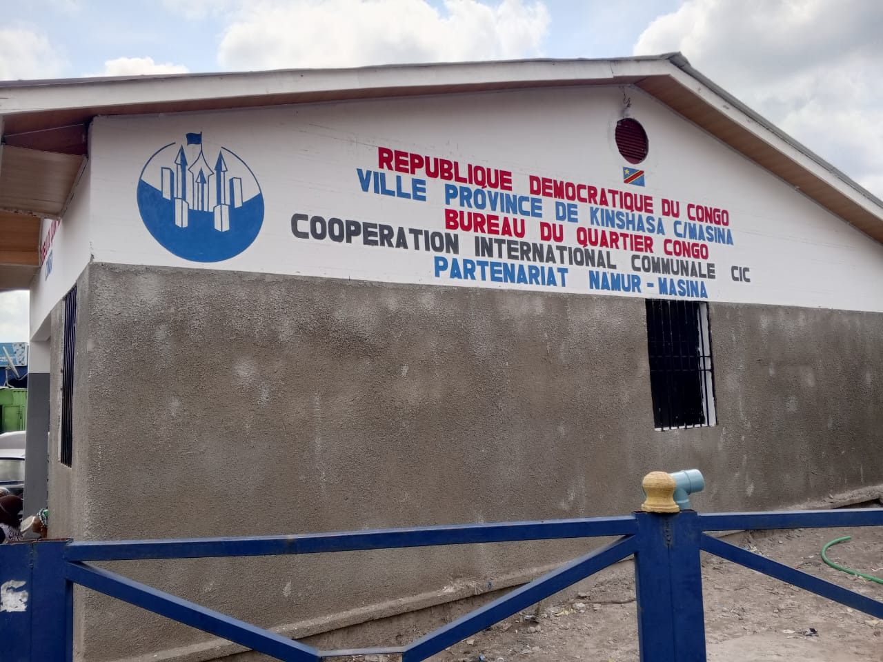 2025 | Coopération Namur–Masina (Kinshasa) : réhabilitation de bureaux de quartier et infrastructures communales